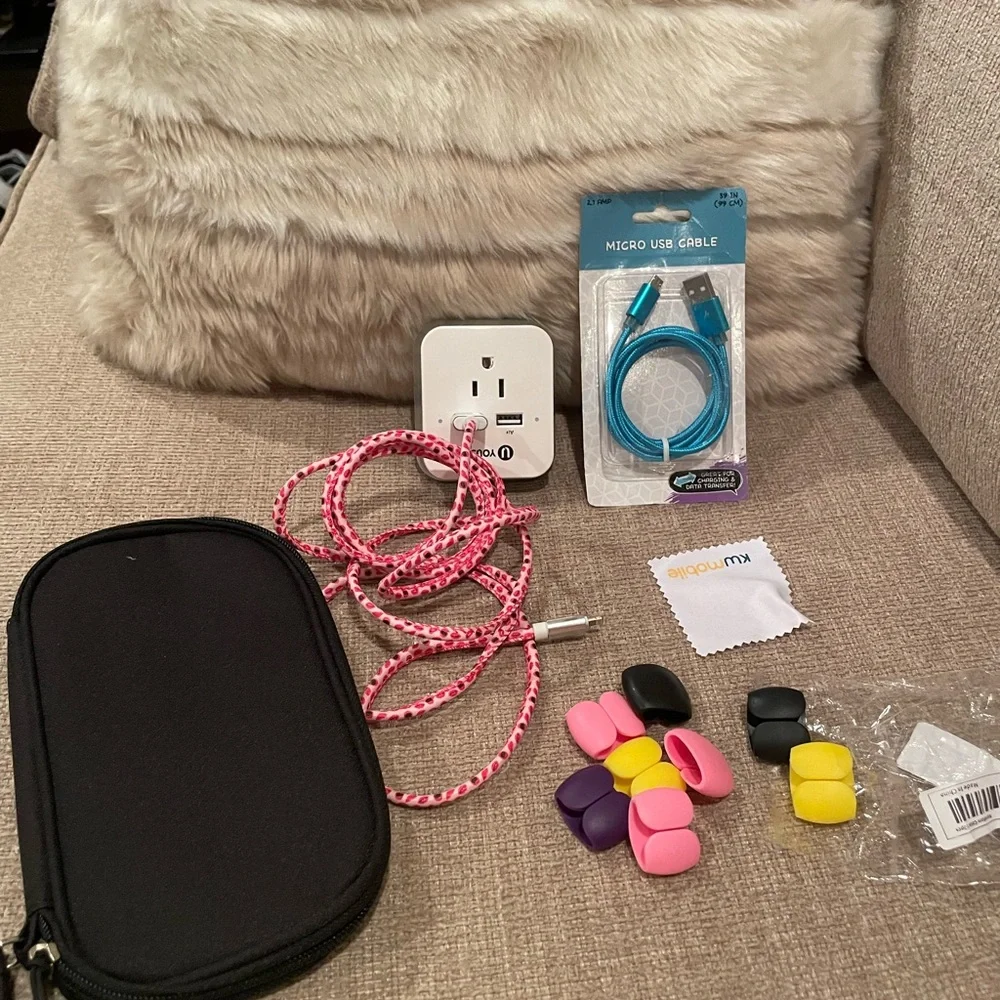 Universal Silver Charger with Blue Micro USB Cable cell phone accessories